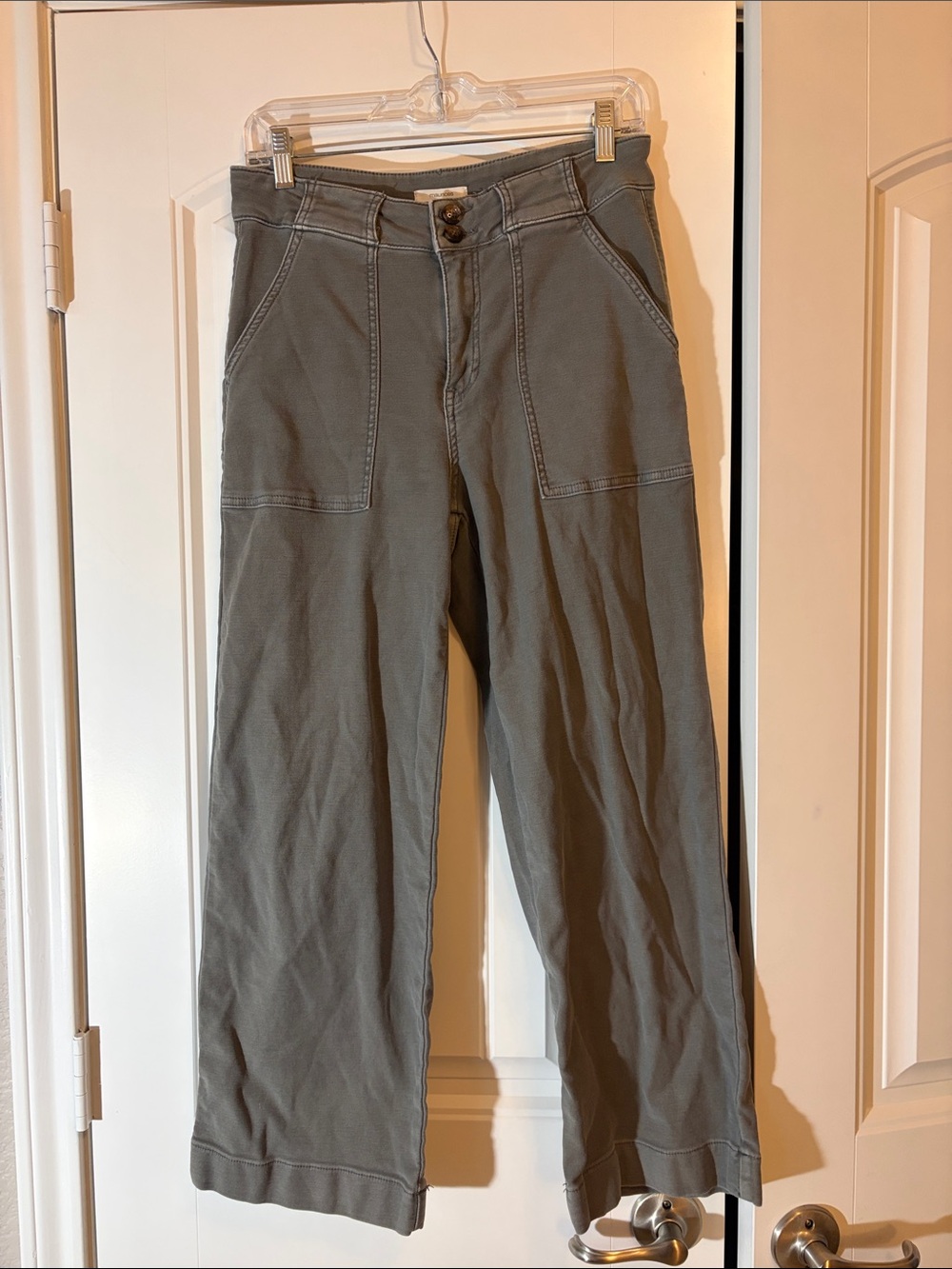 Maurices Women's Wide-Leg Cargo Pants in Gray